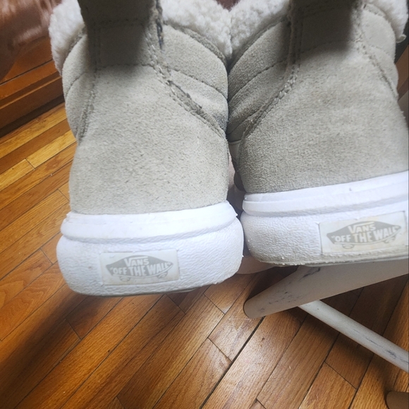 Womens Van's Hi Top Sneakers - Picture 6 of 7